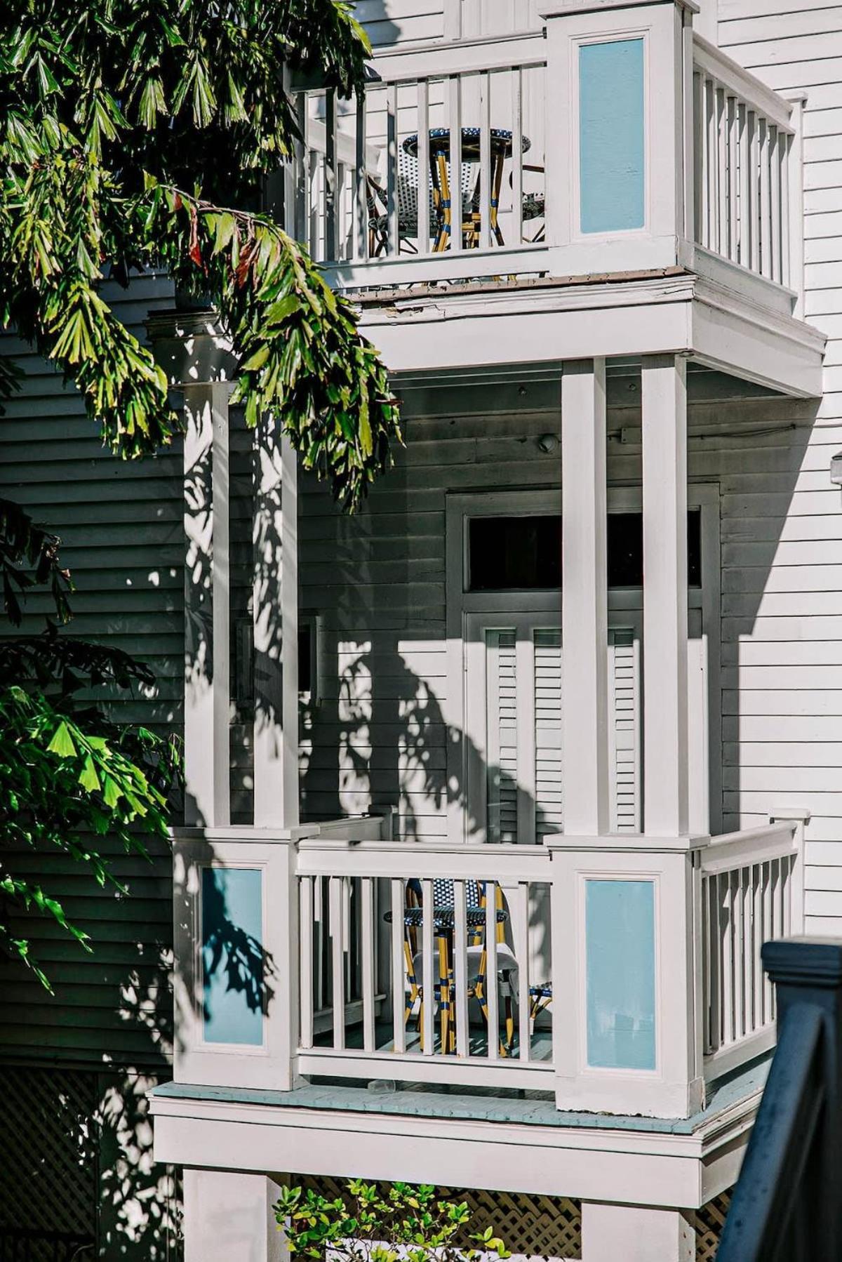 King Suite Balcony - At James House Key West Buitenkant foto