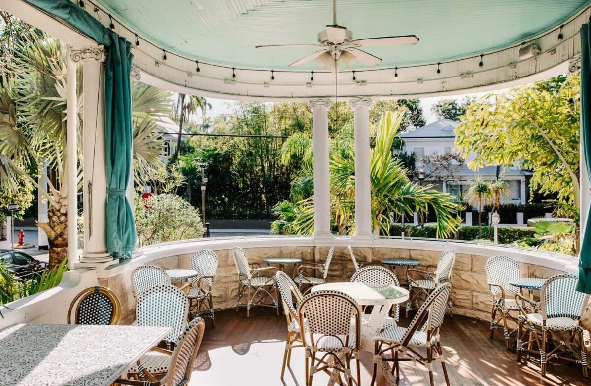 King Suite Balcony - At James House Key West Buitenkant foto