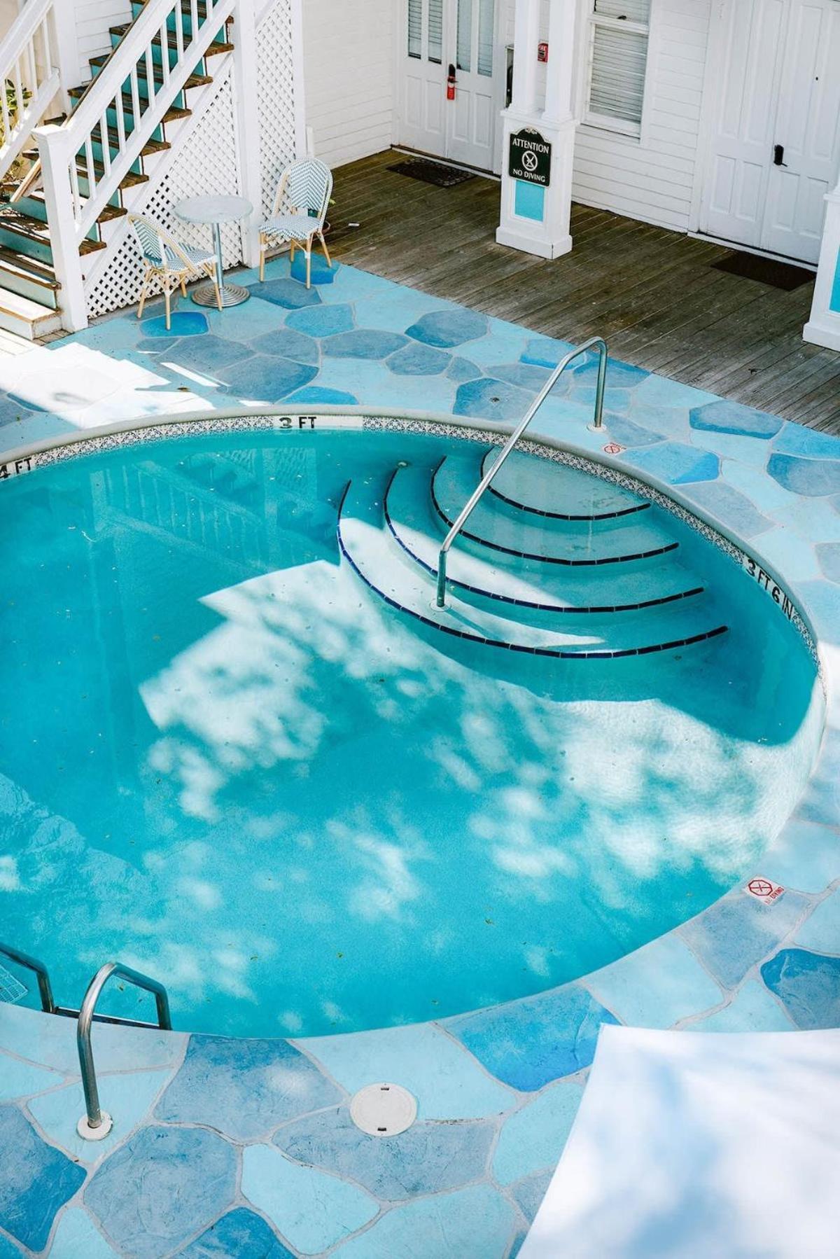 King Suite Balcony - At James House Key West Buitenkant foto