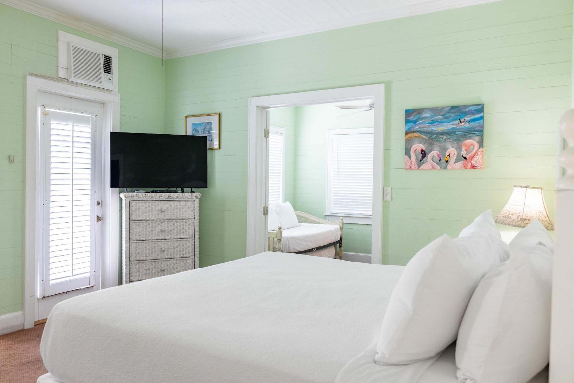 King Suite Balcony - At James House Key West Buitenkant foto